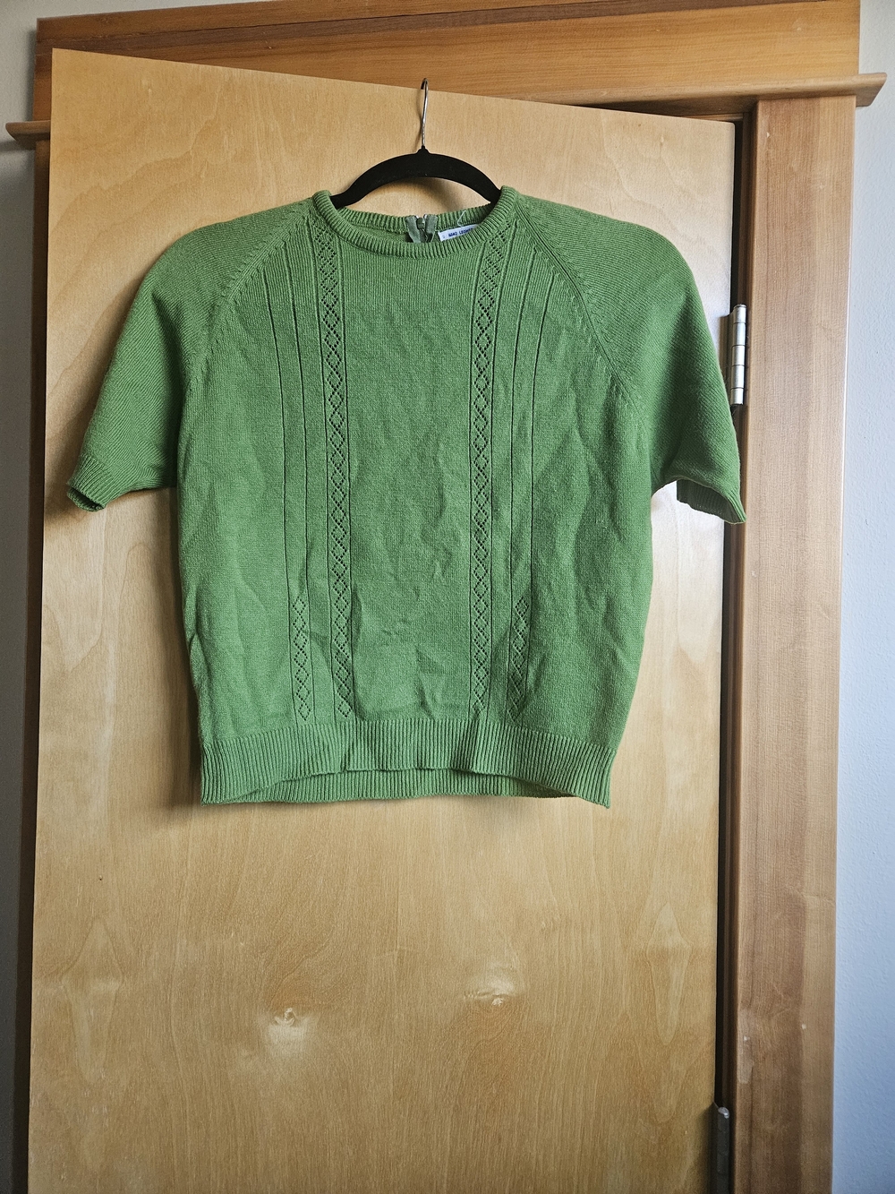 1970's Green Short-Sleeve Knit Sweater